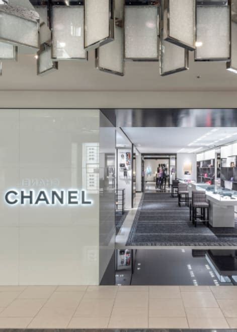 CHANEL ISETAN SHINJUKU